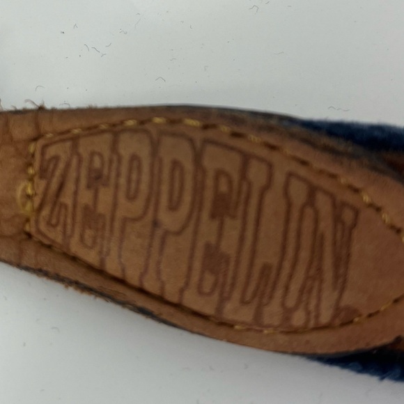 Zeppelin Leather belt w/ Fish embroidered - Picture 12 of 12